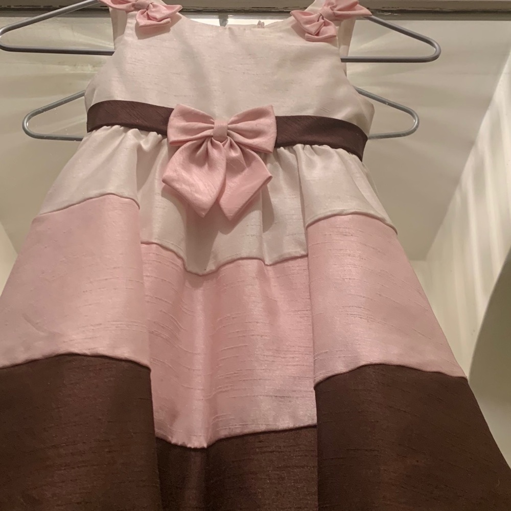 Rare, too little princess dress!